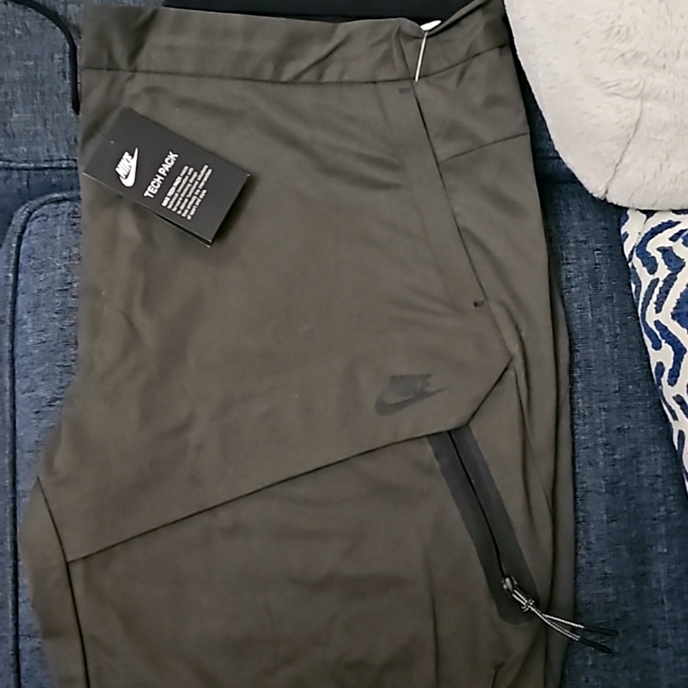 Nike tech pack shorts